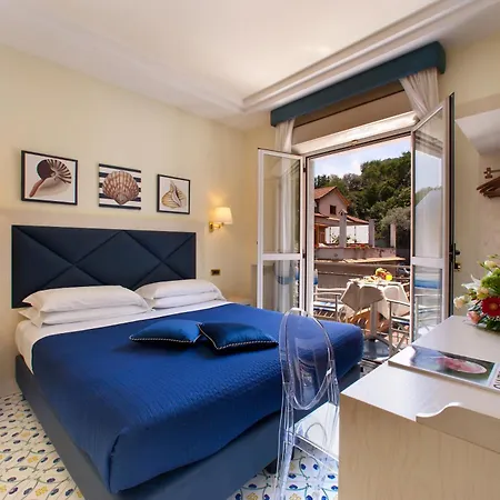 ホテル デル マーレ