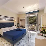 Готель Del Mare 3*