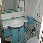 Готель Del Mare 3*