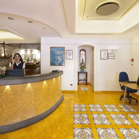 德尔玛雷酒店 索伦托