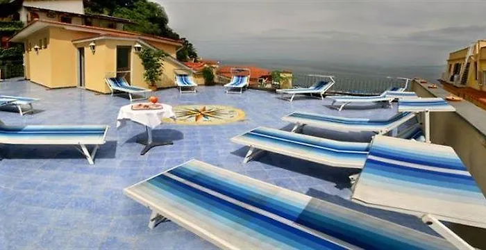 Del Mare Hotel 3*
