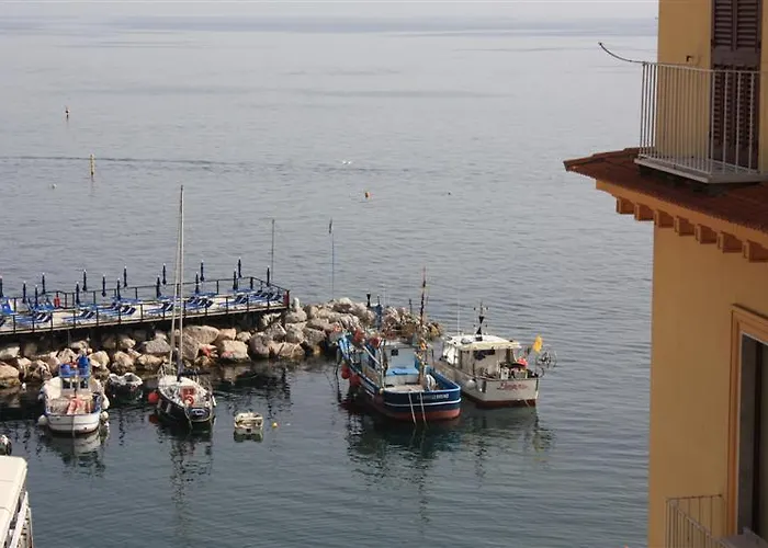 Del Mare 3* Sorrento